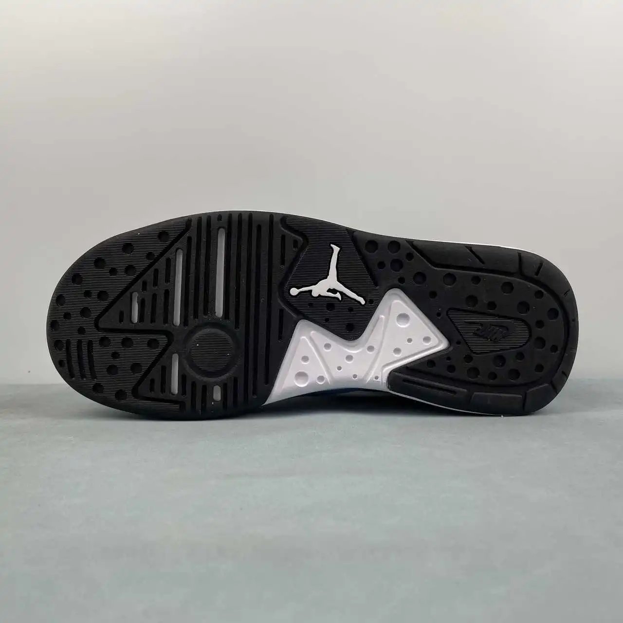 Air Jordan Flight Court HQ0506-004 11