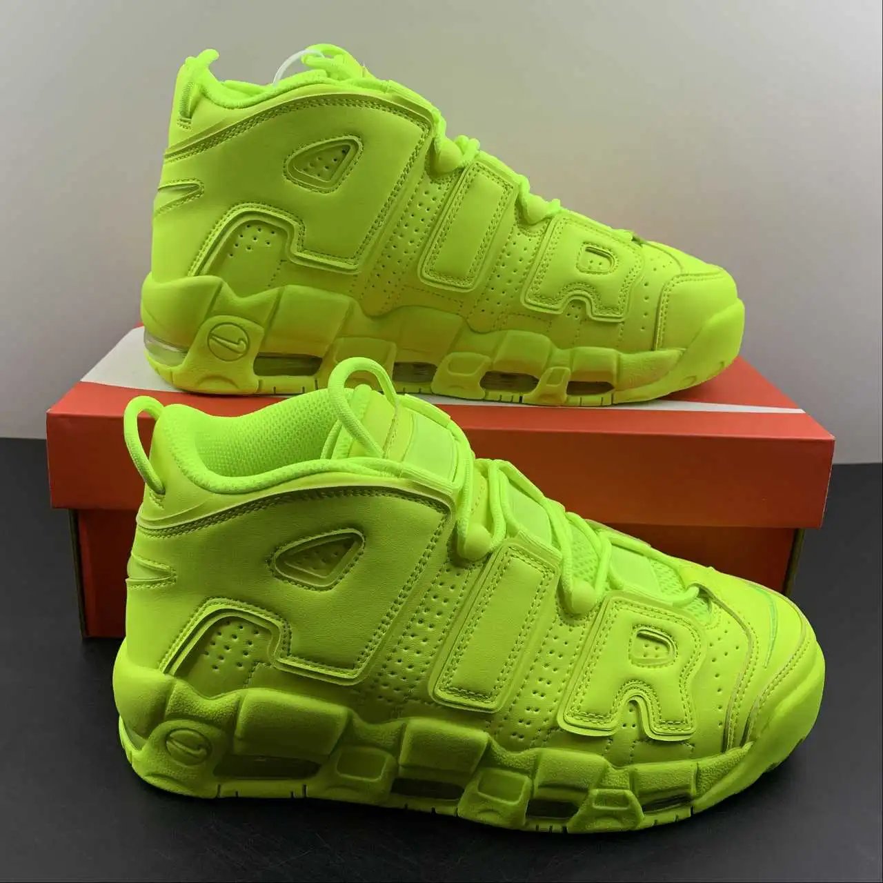 Nike Air More Uptempo Triple Fluorescent Green – DX1790-700