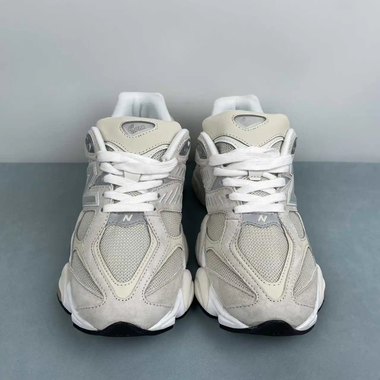 New Balance 9060 U9060WHT thumbnail 3