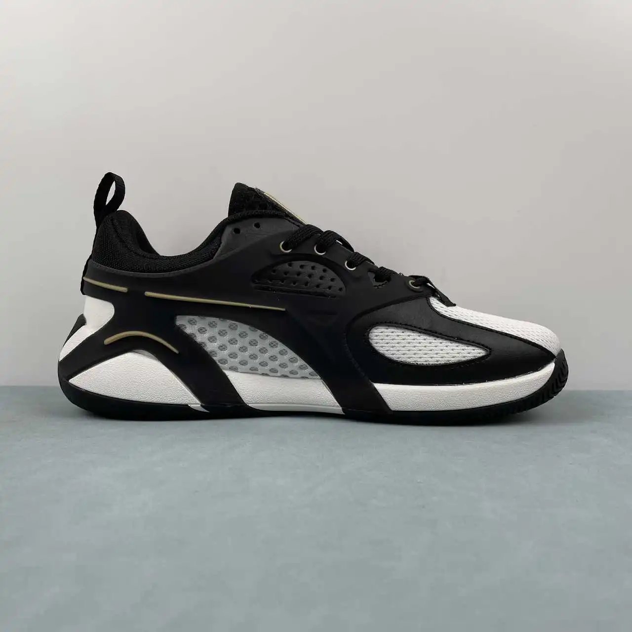 Jordan Flight Court FQ3858-007 6