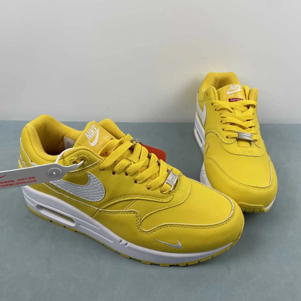 Nike Air Max1 HF8813-700 thumbnail 2