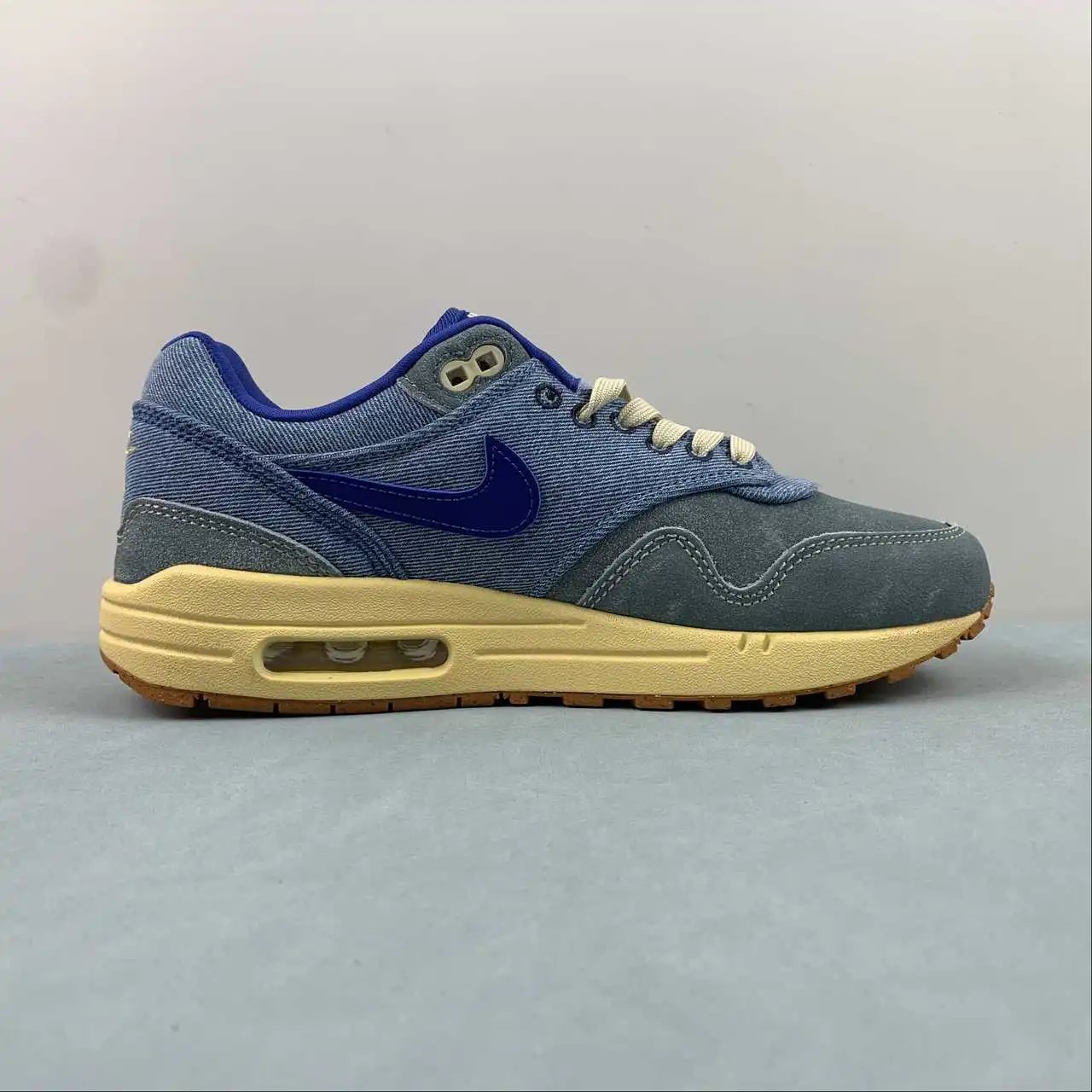 Nike Air Max1 DV3050-300 thumbnail 4