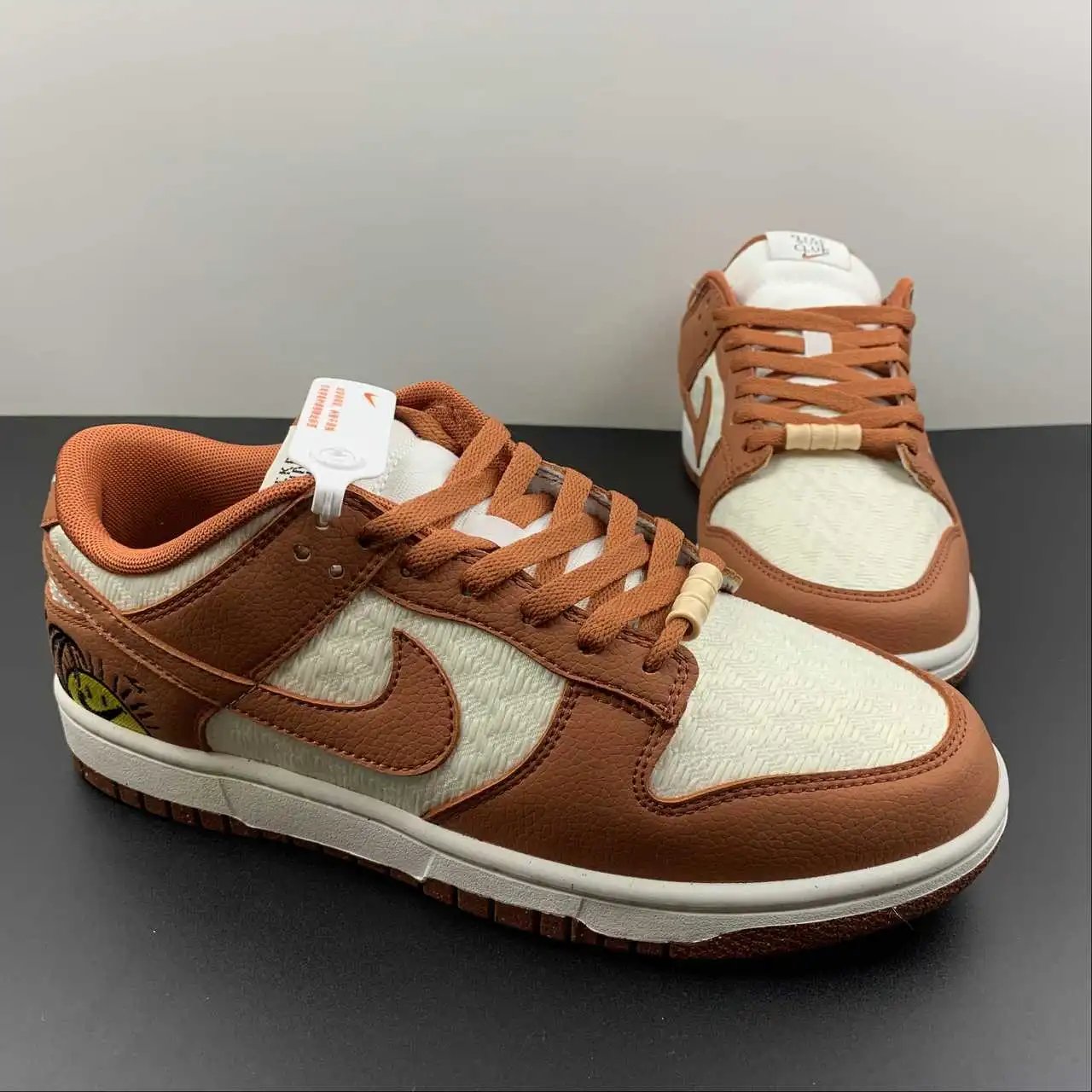 Nike Dunk Low DR5475-100 2