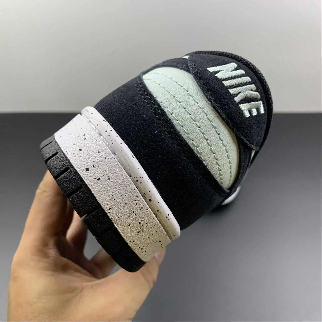Nike Dunk Low 854866-003 10