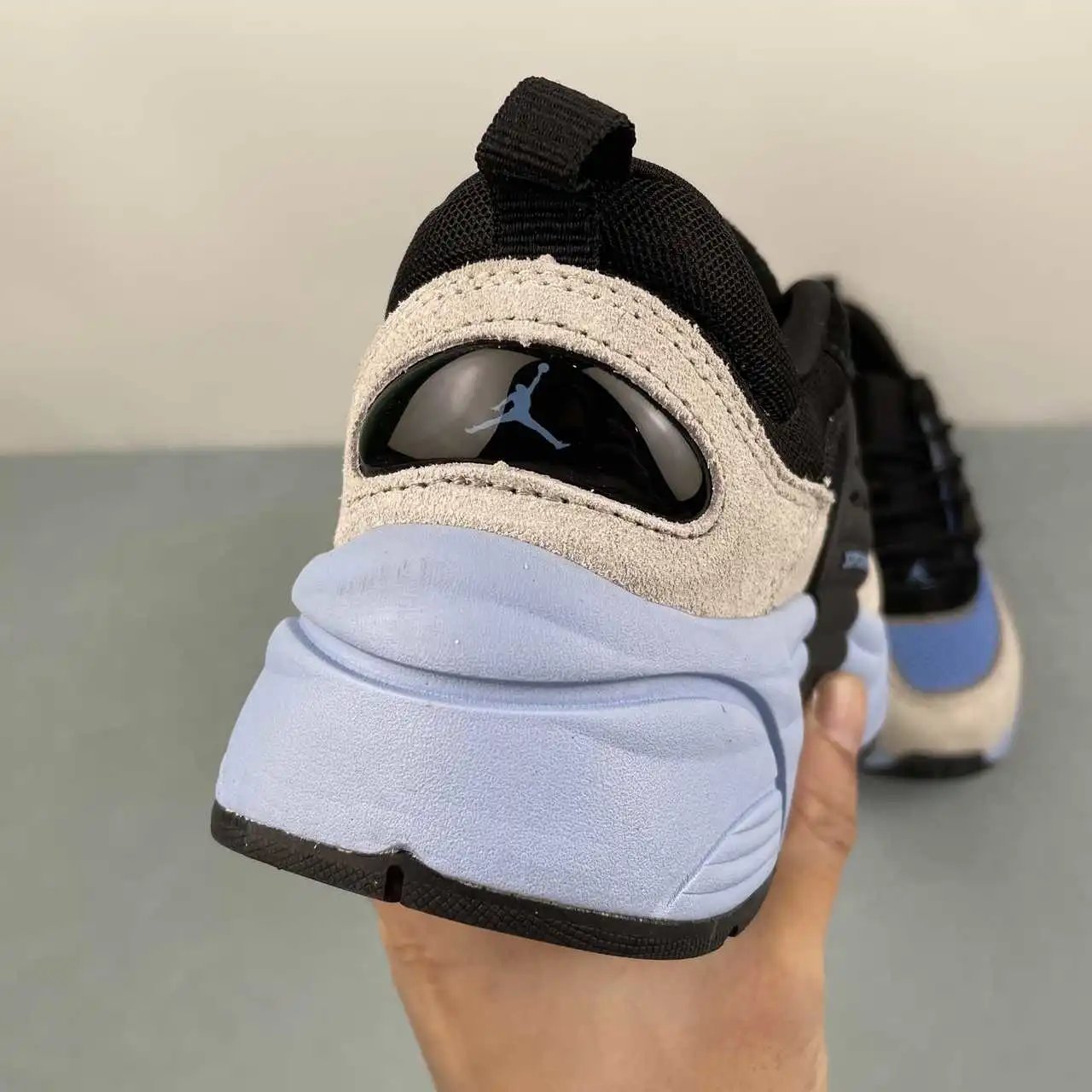 Air Jordan IB3722-402 8