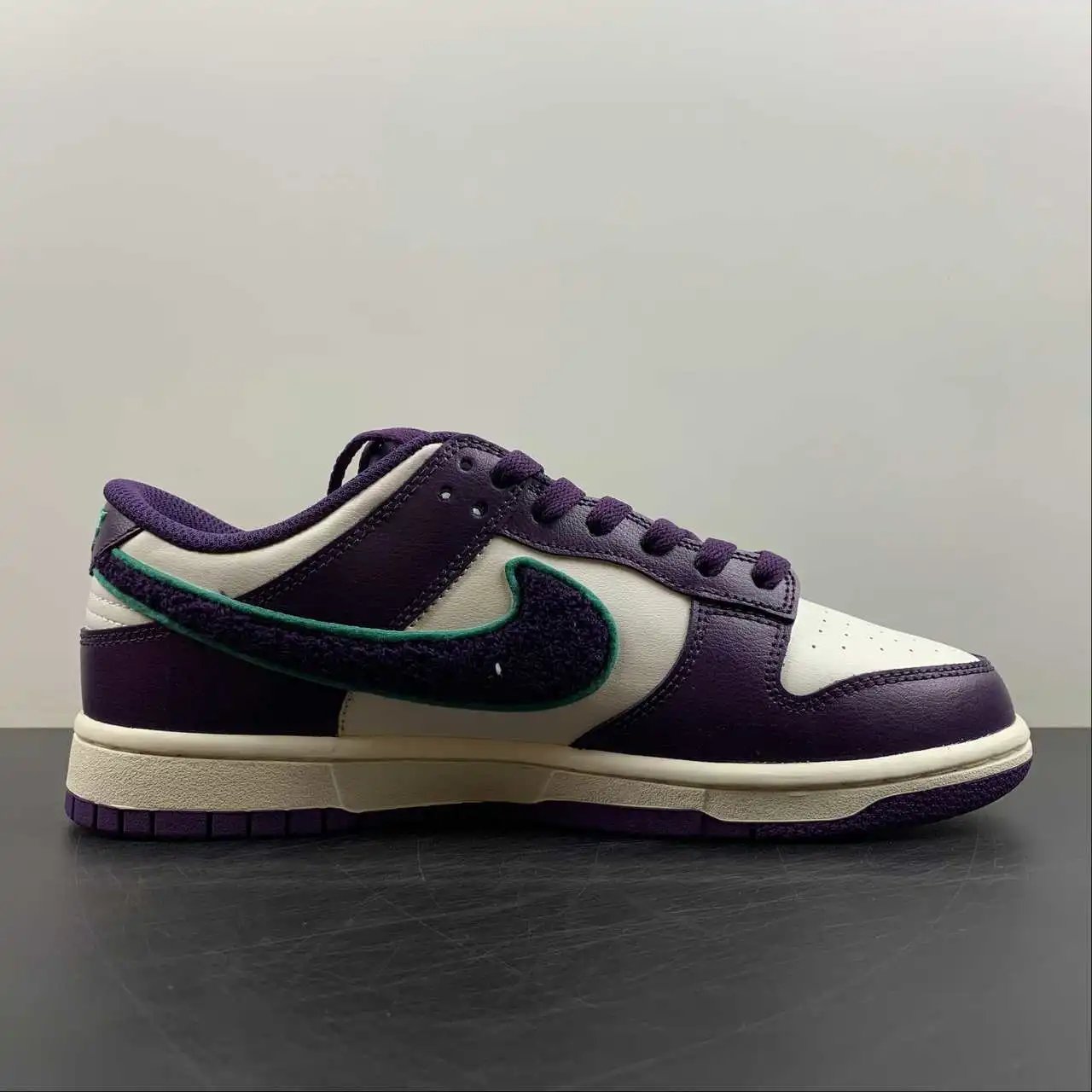 Nike Dunk Low DQ7683-100 5