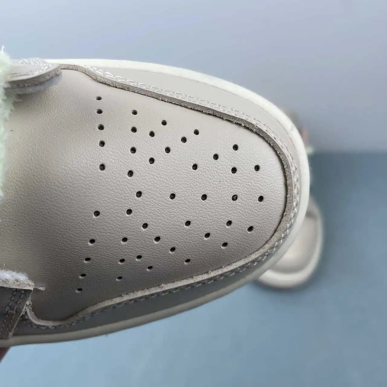 Air Jordan 1 Low Fz3928-200 10