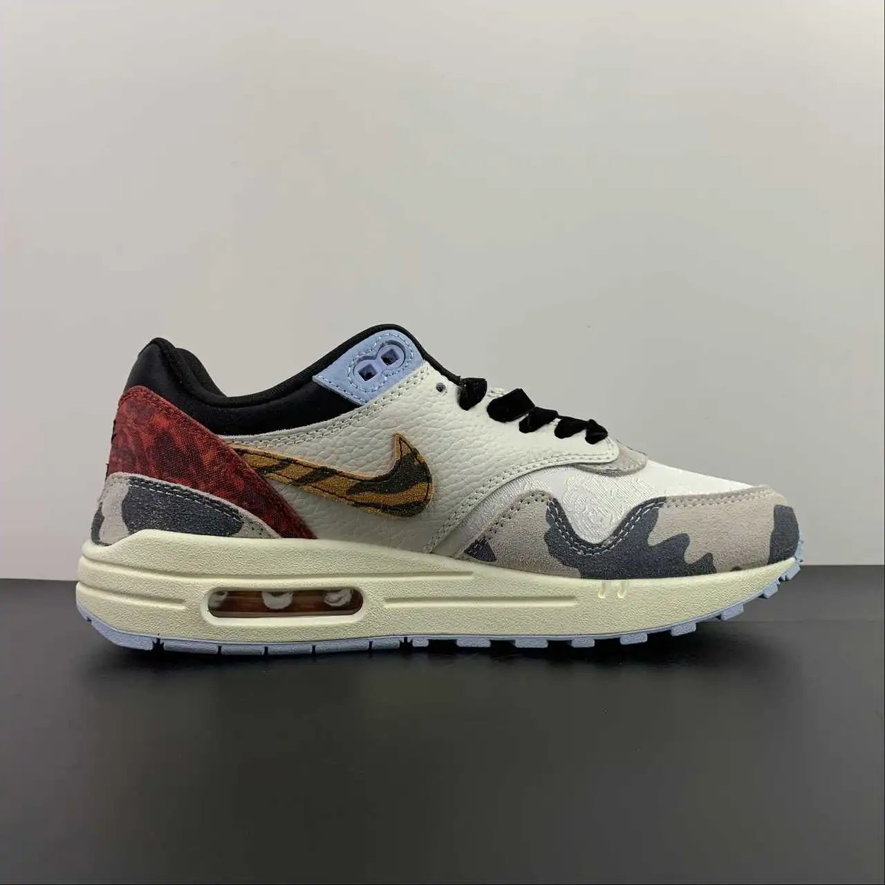 Nike Air Max1 FD0827-133 thumbnail 4