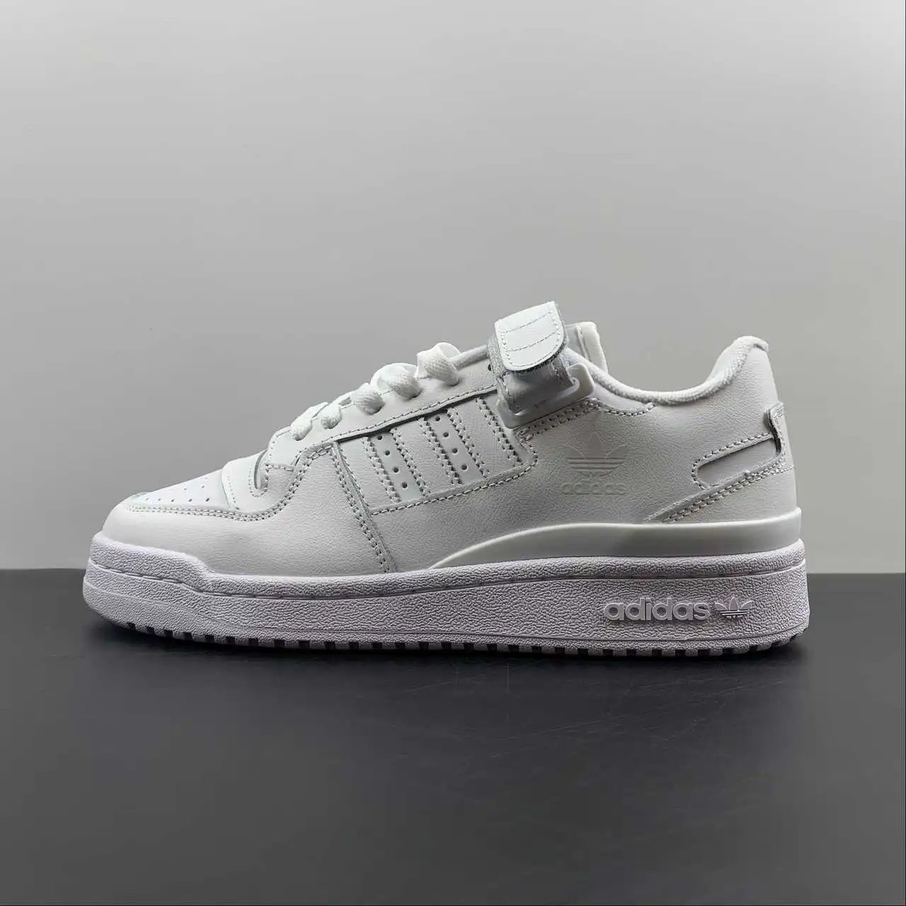 Adidas Forum FY7755 thumbnail 4