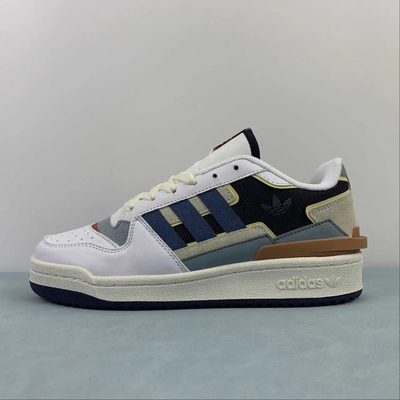 Nike Forum FZ5596 thumbnail 4