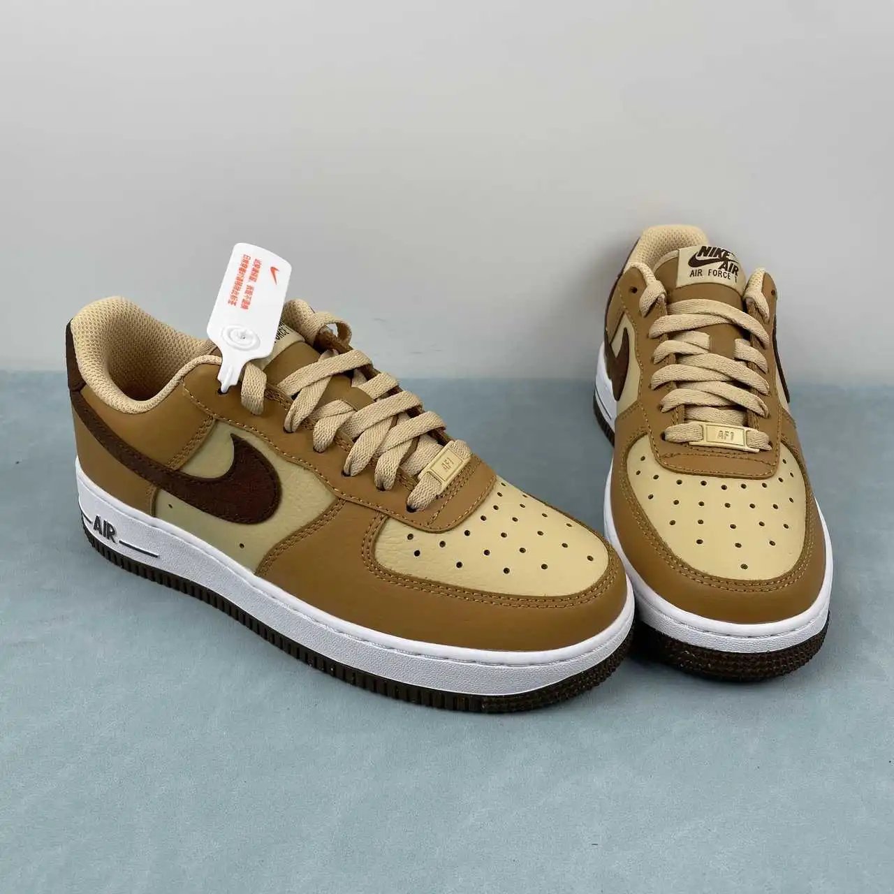 Nike Air Force 1 HQ3905-200 thumbnail 2