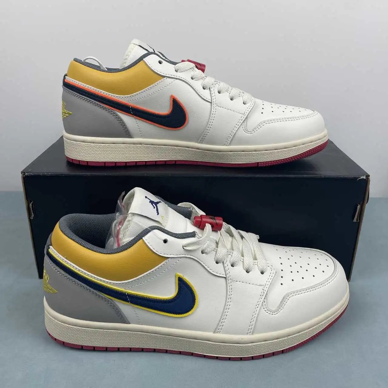 Air Jordan 1 Low HV4511-133