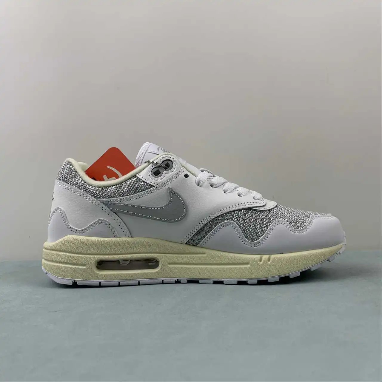 Nike Air Max1 DQ0299-100 thumbnail 4