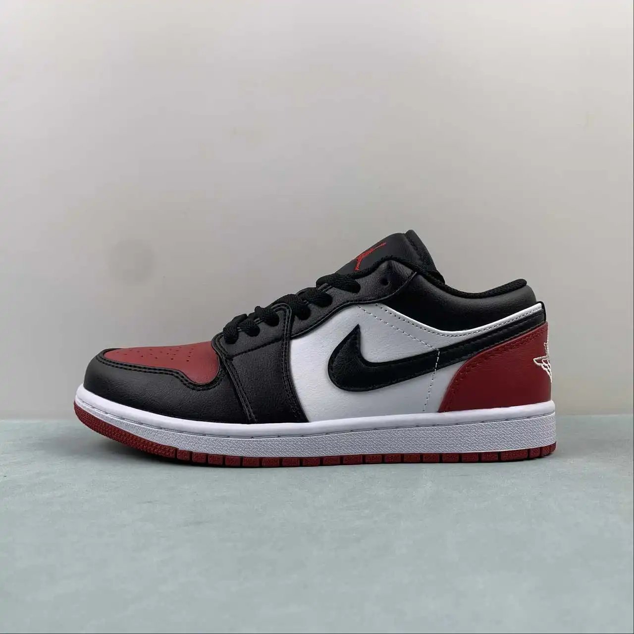 Air Jordan 1 Low 553558-161 5