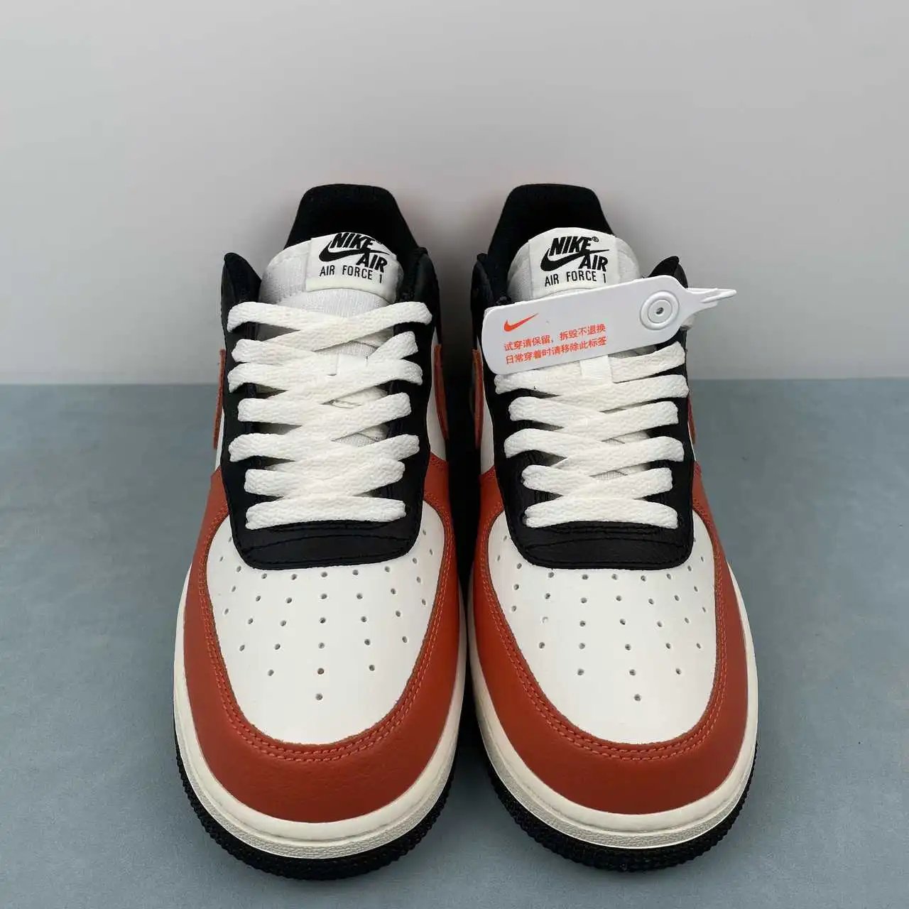 Nike Air Force 1 HQ4987-010 thumbnail 3
