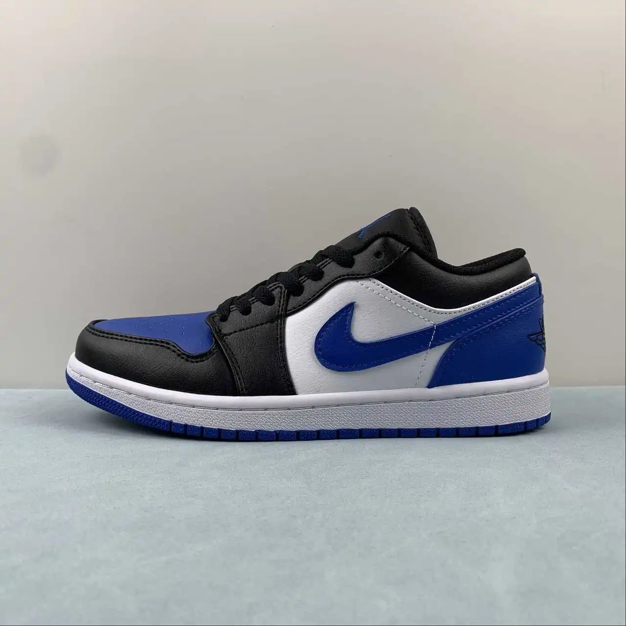 Air Jordan 1 Low 553560-140 5