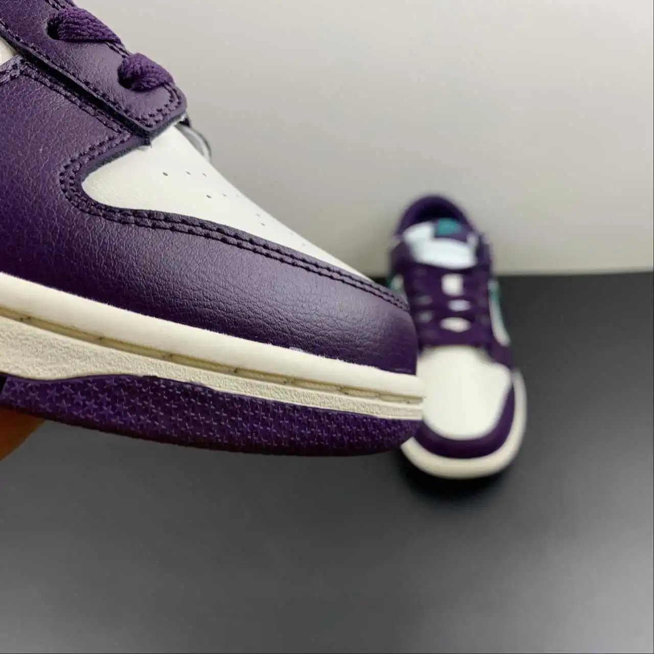 Nike Dunk Low DQ7683-100 7