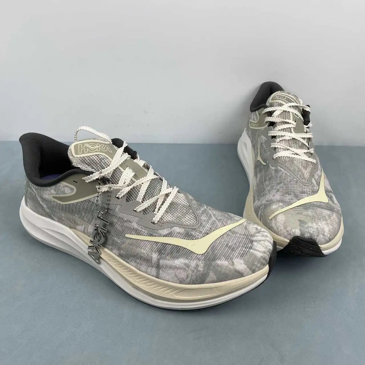 HOKA U ROCKET X 3 JOHN ELLIOTT 1180830-SQW thumbnail 2