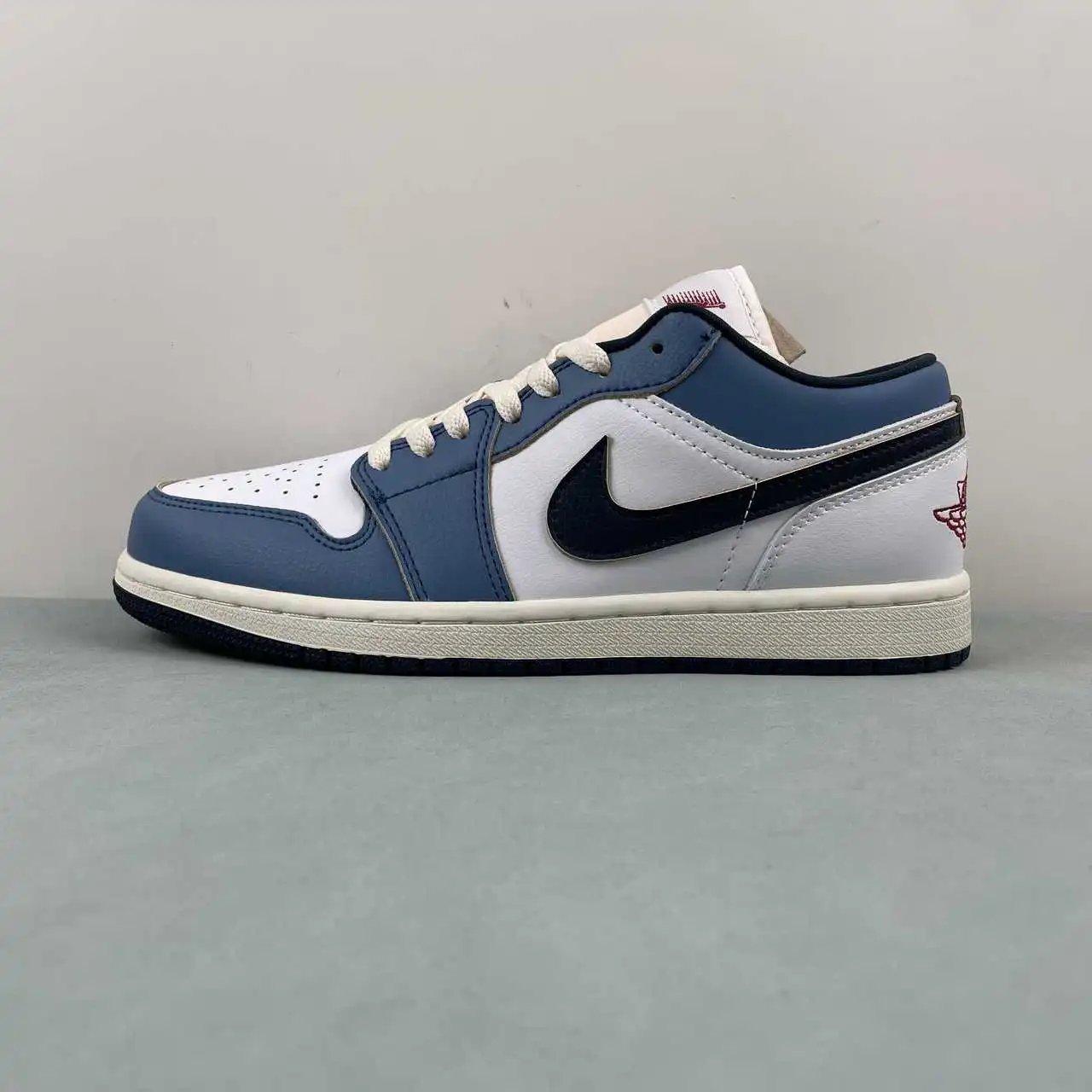 Air Jordan 1 Low HM3711-144 5
