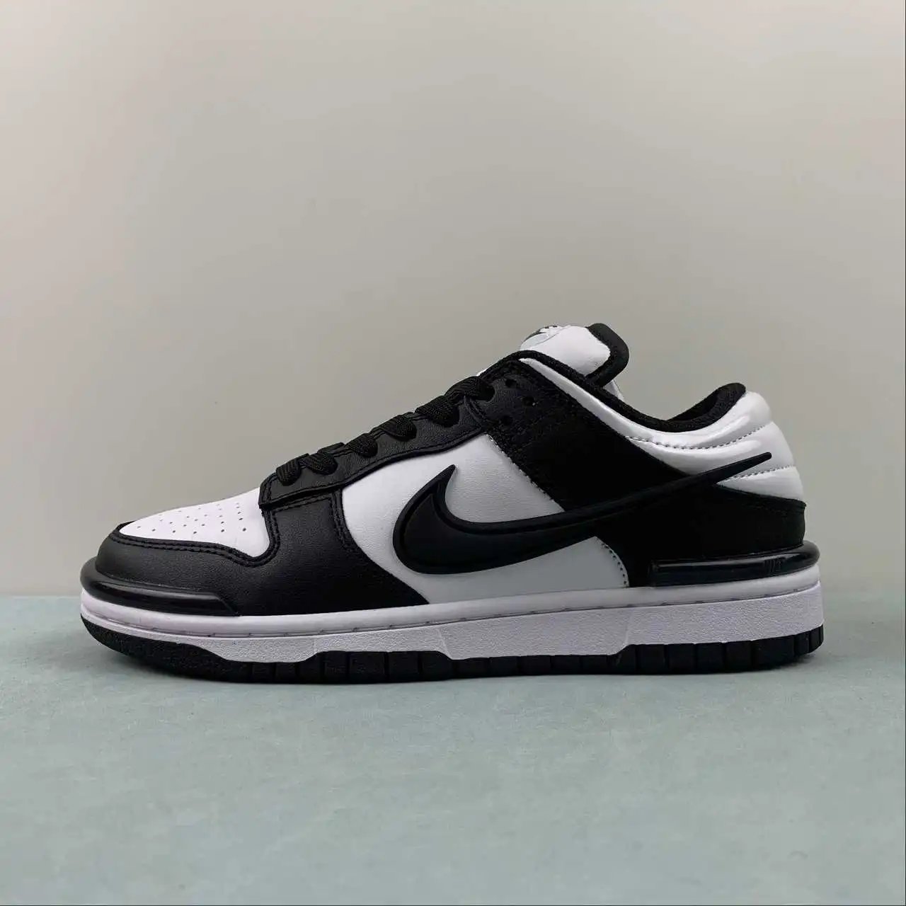 Nike Dunk Low DZ2794-001 thumbnail 4