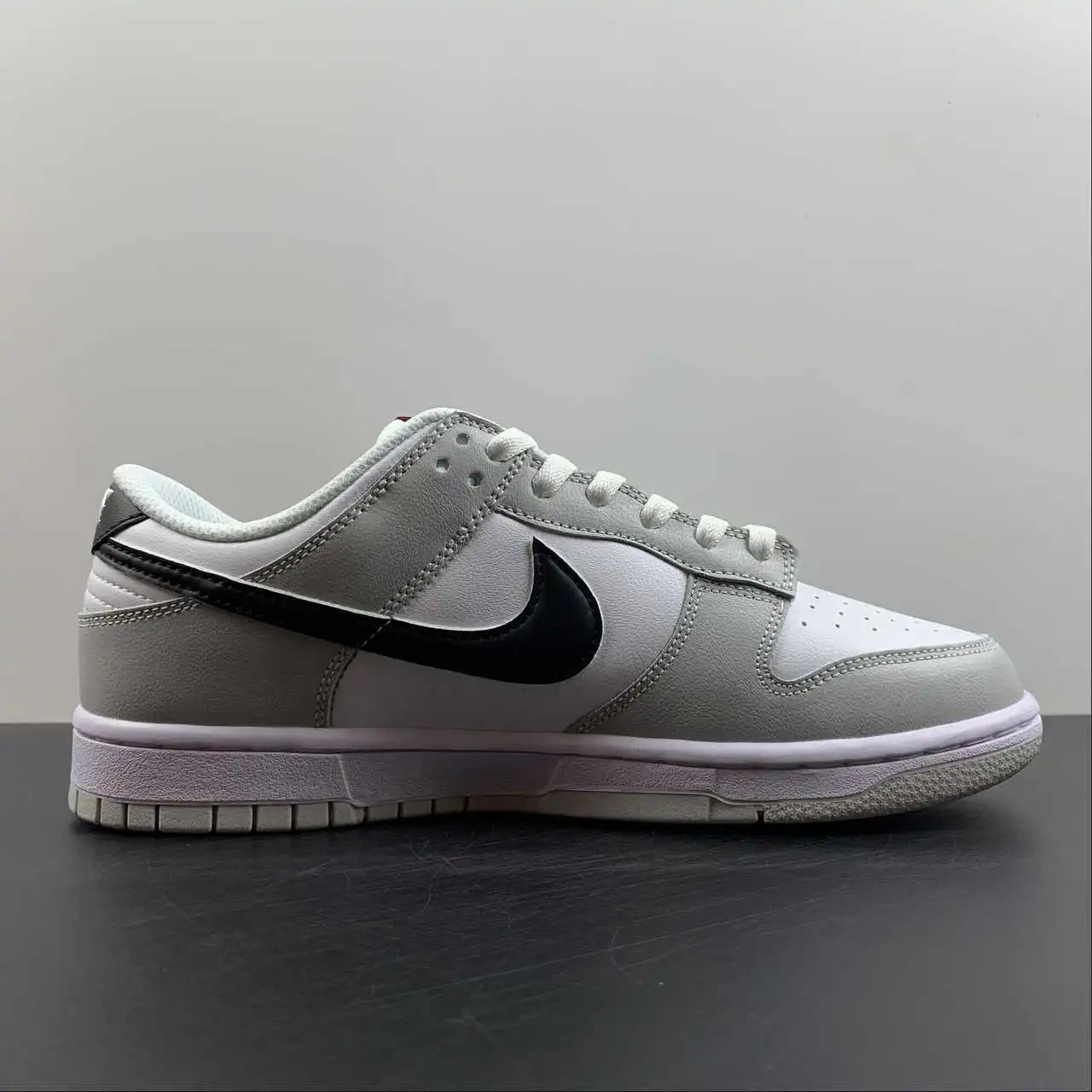 Nike Dunk Low DR9654-001 5