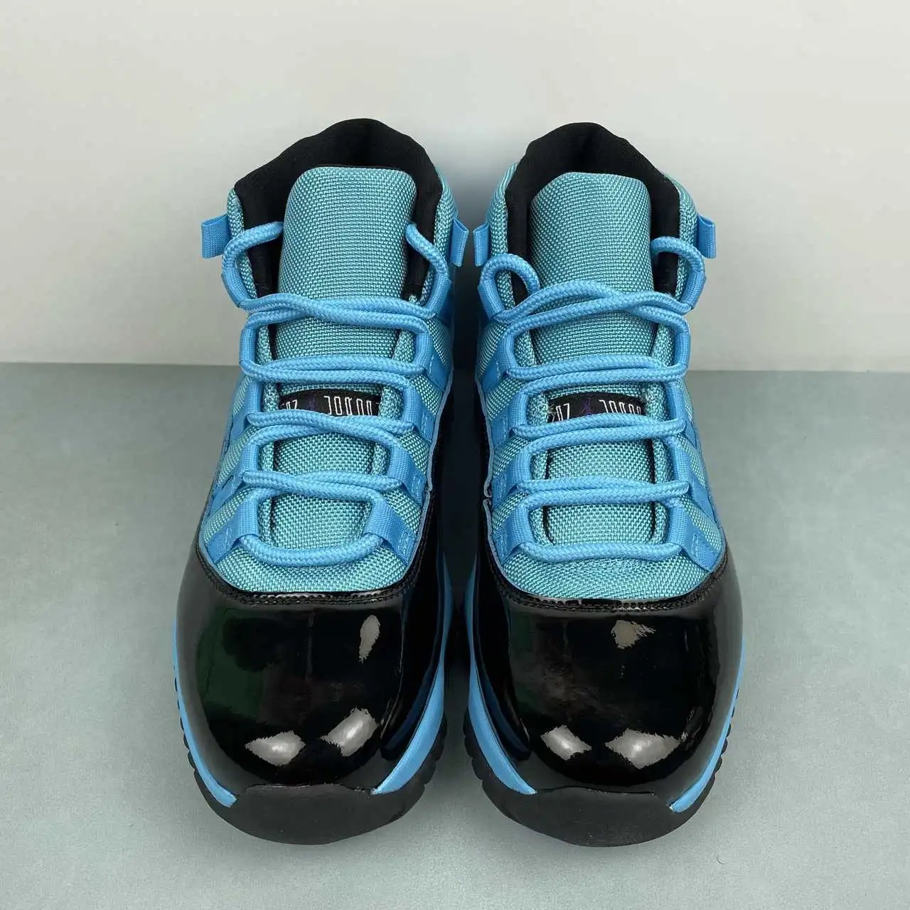 AJ11 Black Blue – CT8012-440 thumbnail 4