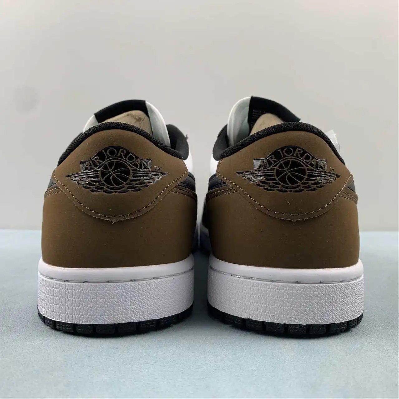 Air Jordan 1 Low CZ0790-102 thumbnail 4