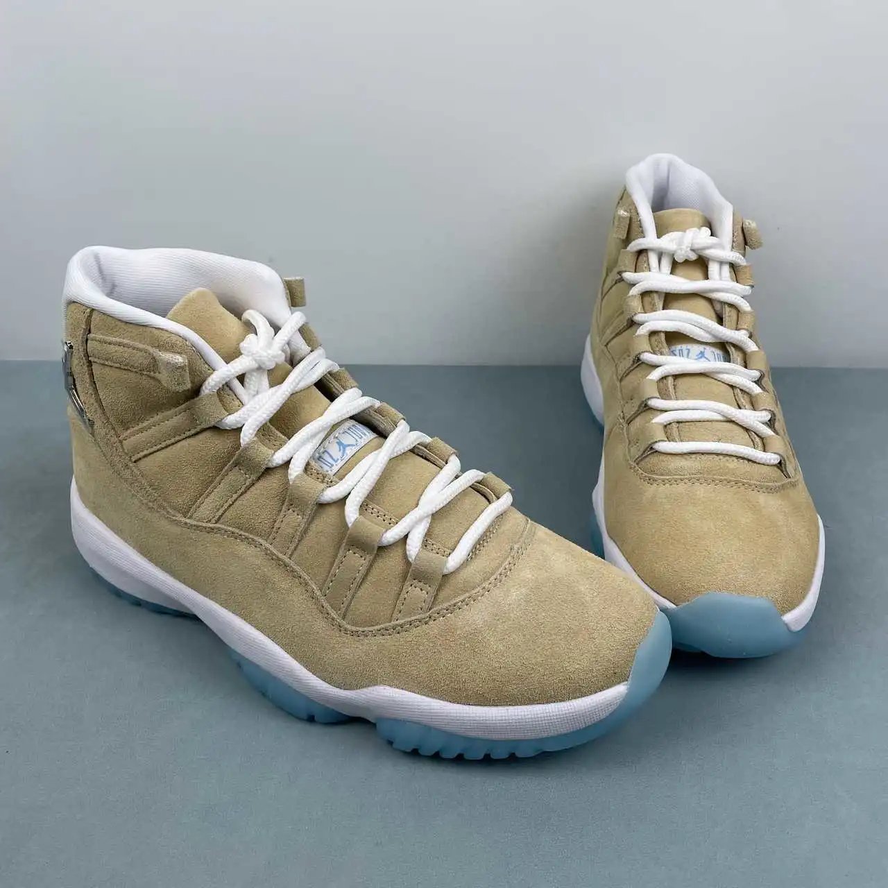 AJ11 Khaki Ice Blue – IO8960-707 thumbnail 2