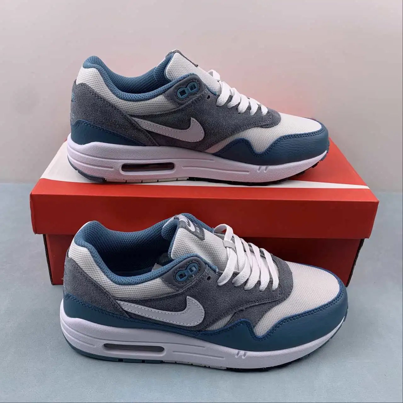 Nike Air Max1 FB9660-001