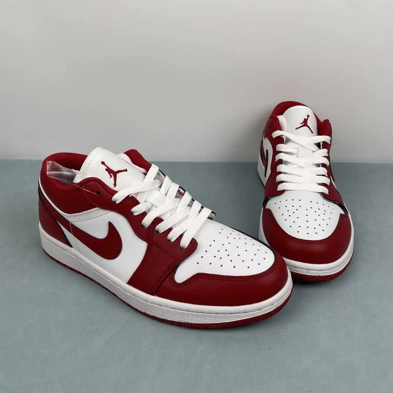 Air Jordan 1 Low 553558-166 thumbnail 2