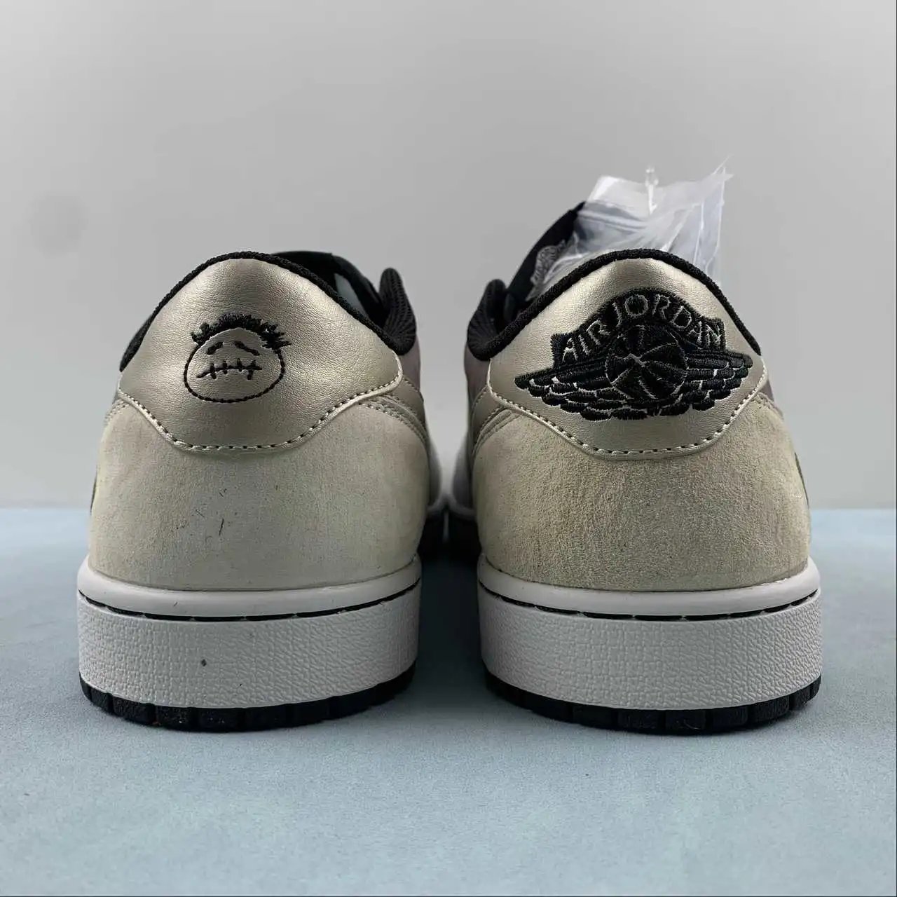 Air Jordan 1 Low DM7866-816 thumbnail 4