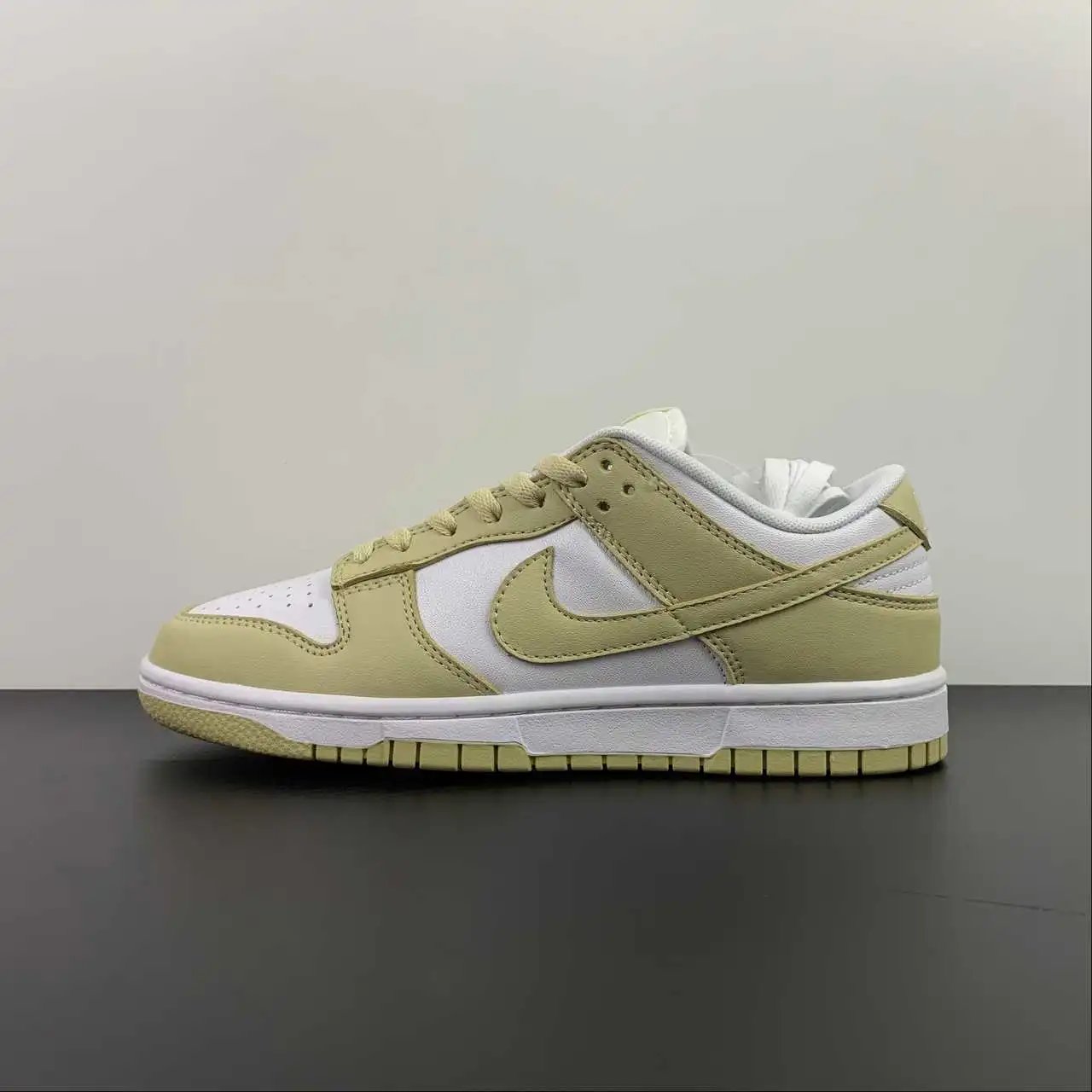 Nike Dunk Low DV0833-100 thumbnail 4