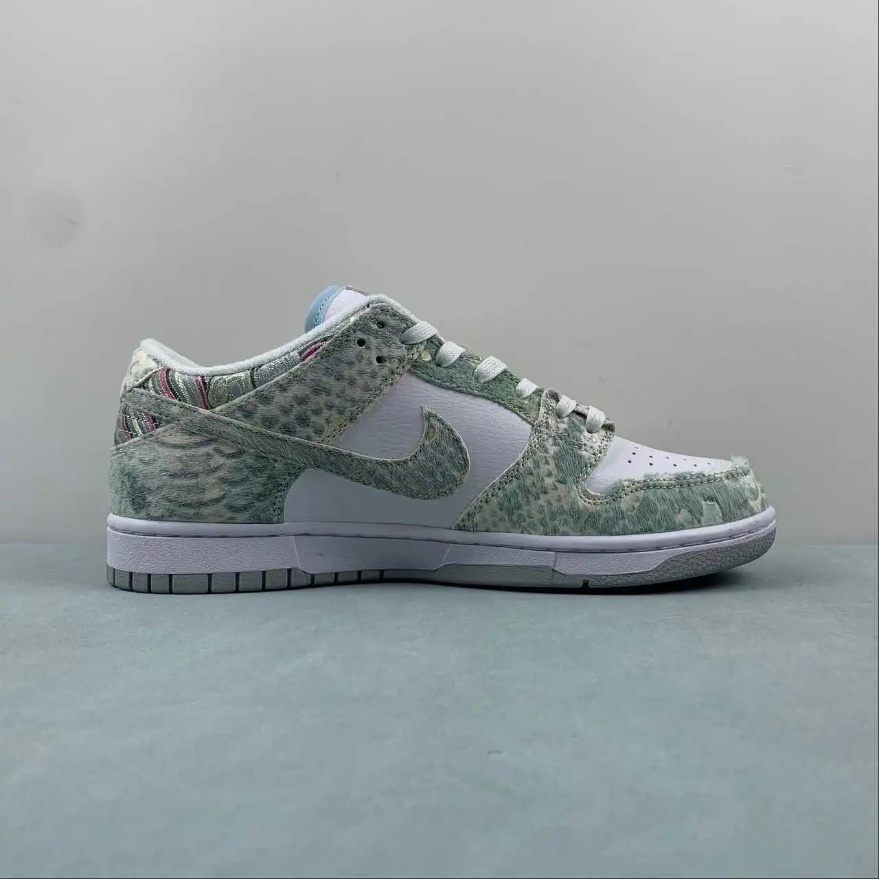 Nike Dunk Low DV0831-101 5