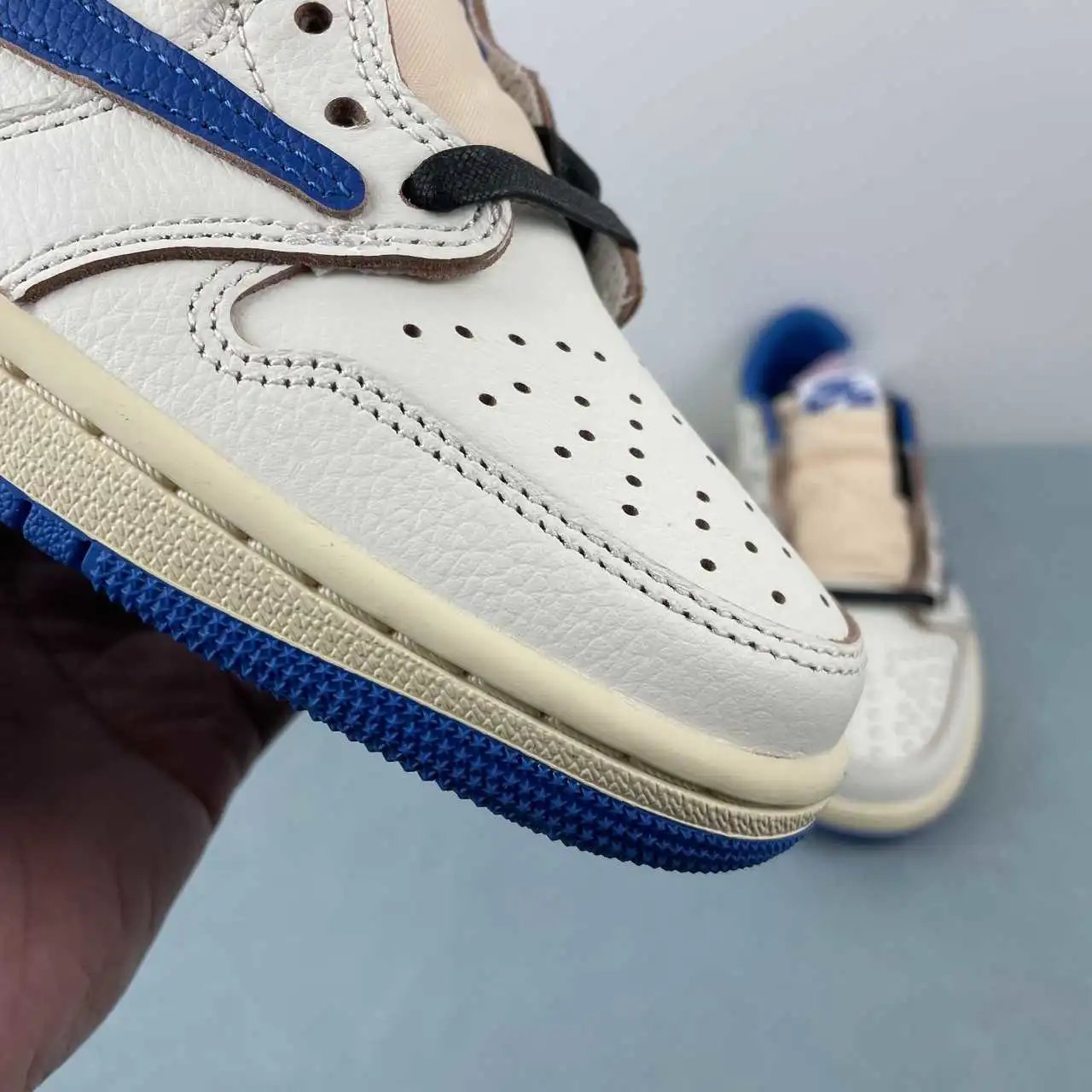 Air Jordan 1 Low DM7866-104 7
