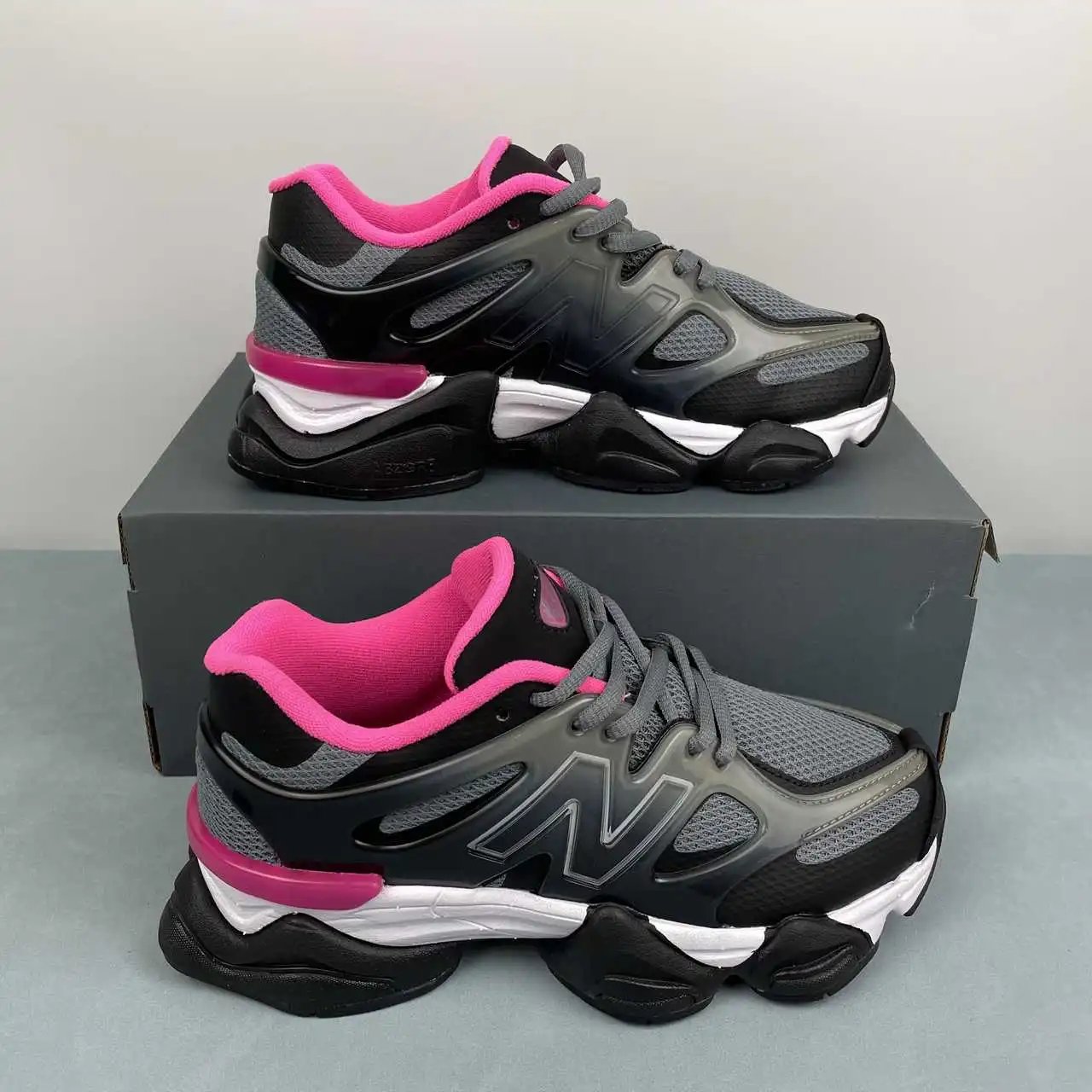 New Balance 9060 U9060CKY