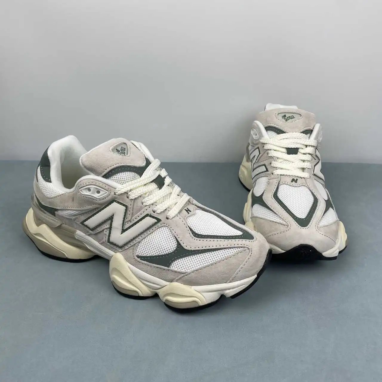 New Balance 9060 U9060EEI thumbnail 2