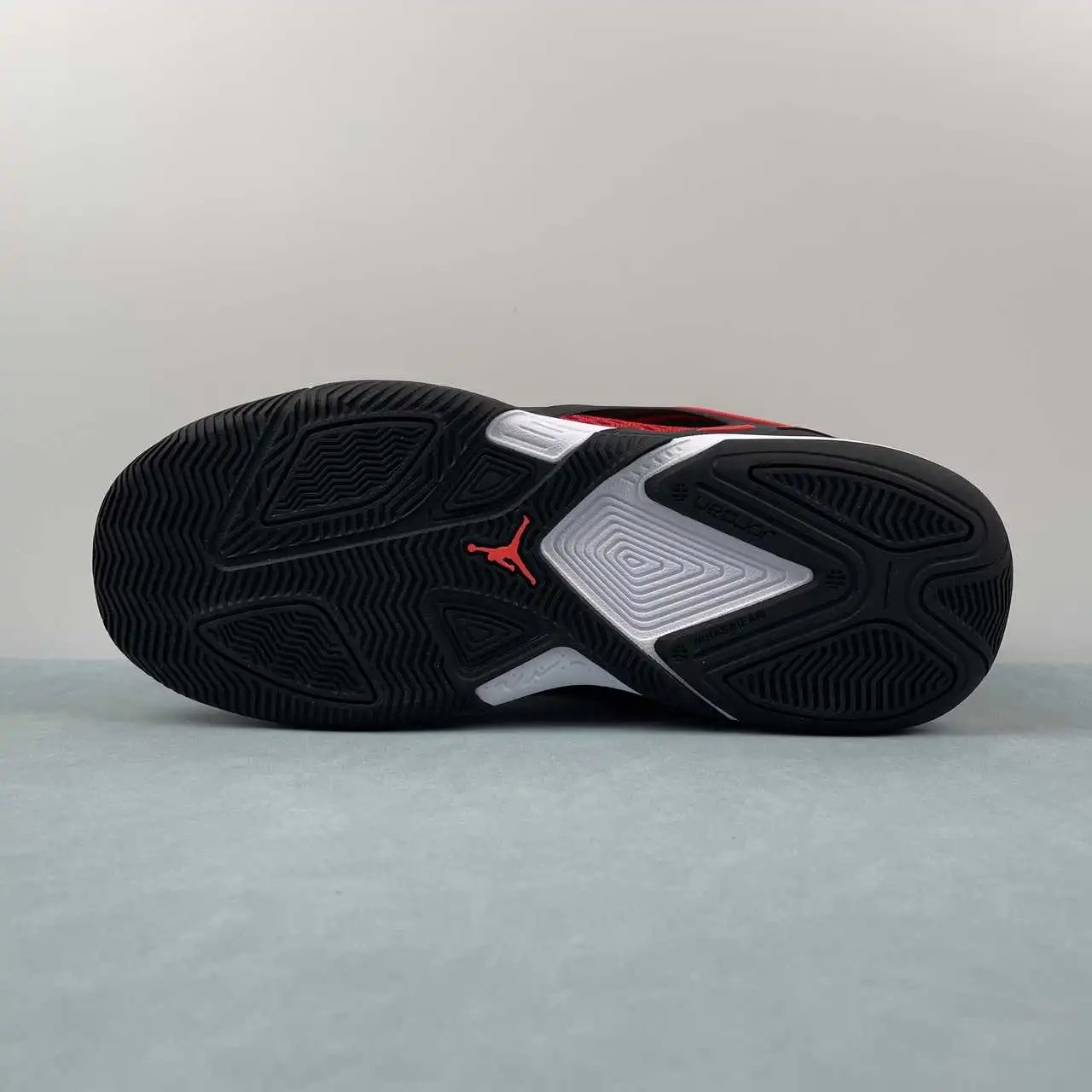 Jordan He#r FQ3858-006 11