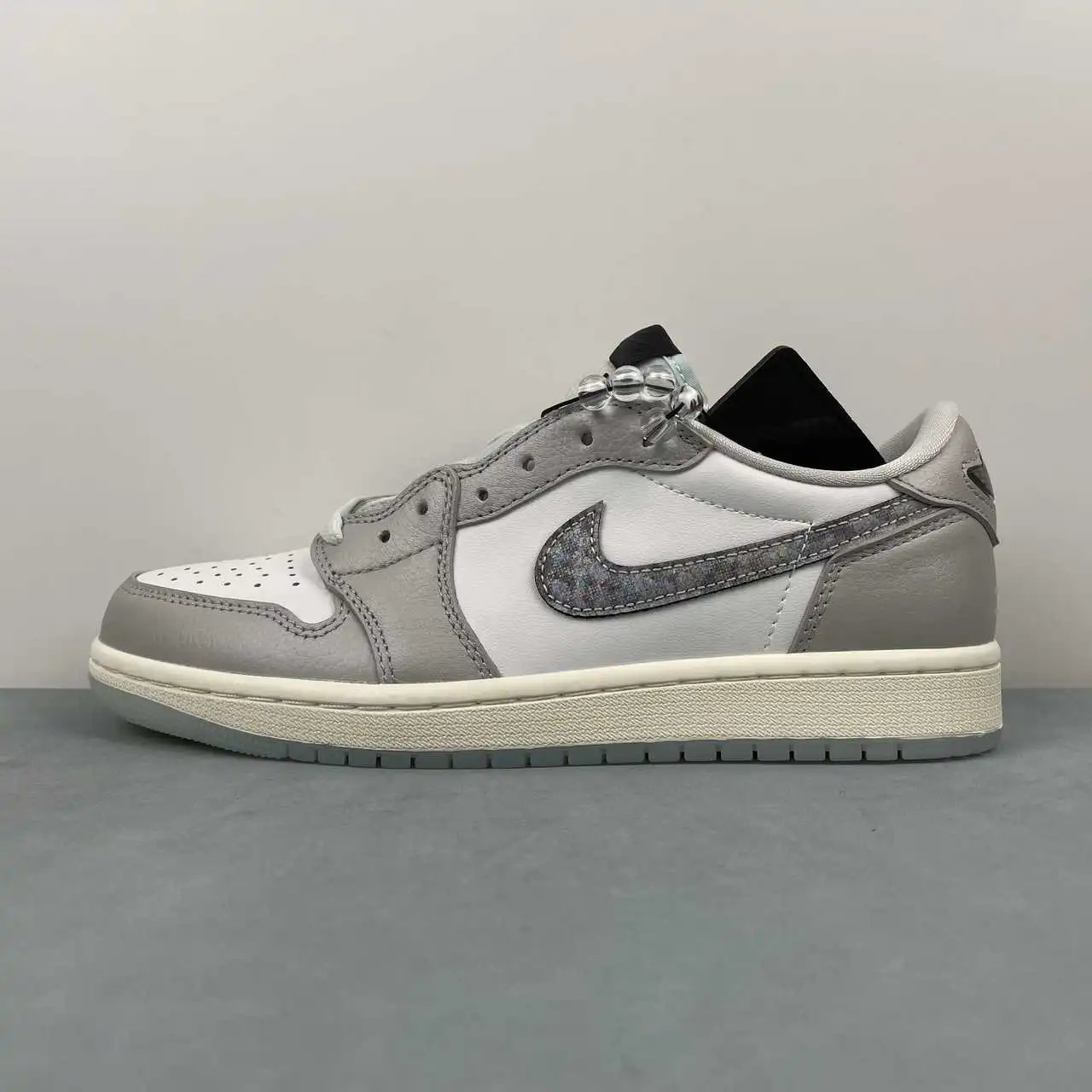 Air Jordan 1 Low HF3144-100 5