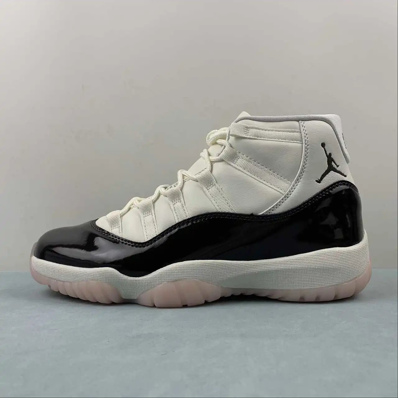 Air Jordan 11 AR0715-101 6