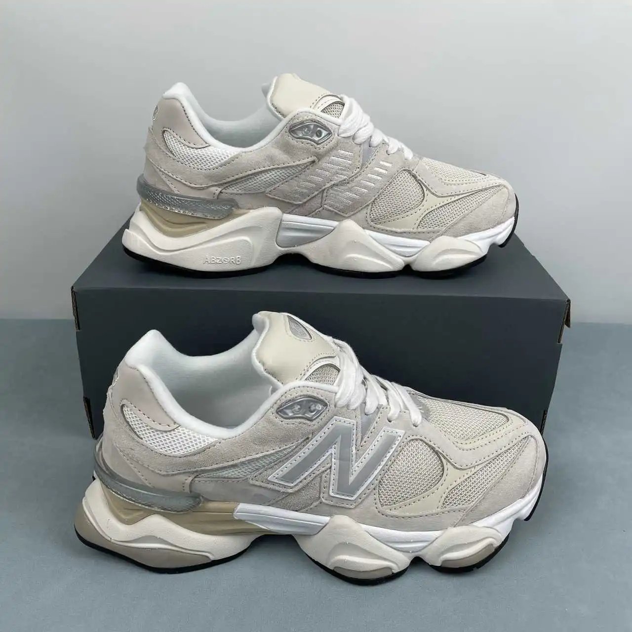 New Balance 9060 U9060WHT