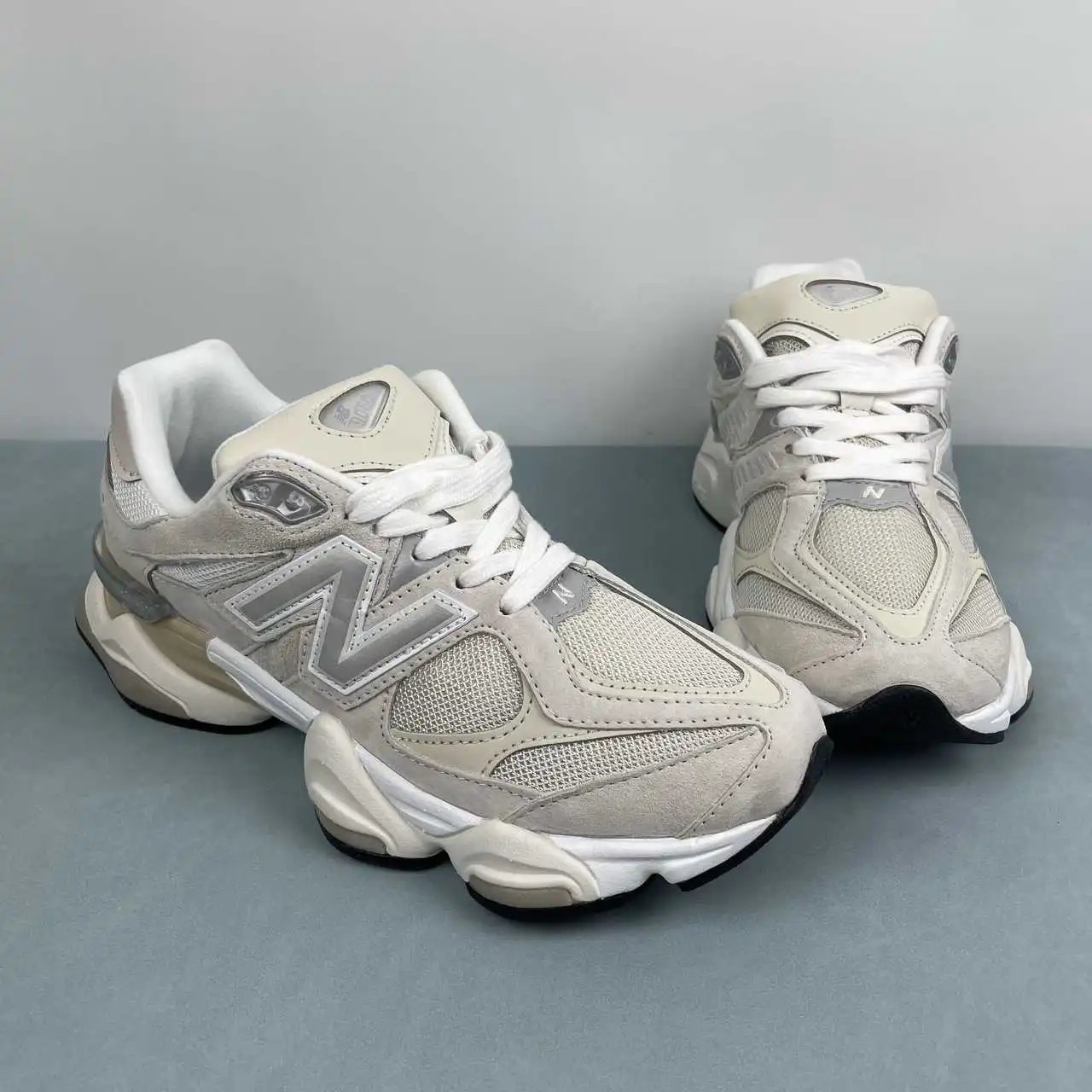New Balance 9060 U9060WHT thumbnail 2