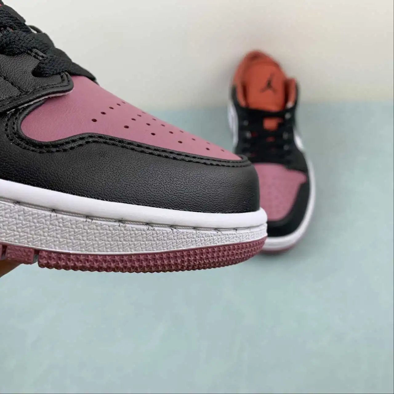 Air Jordan 1 Low FB9908-102 7
