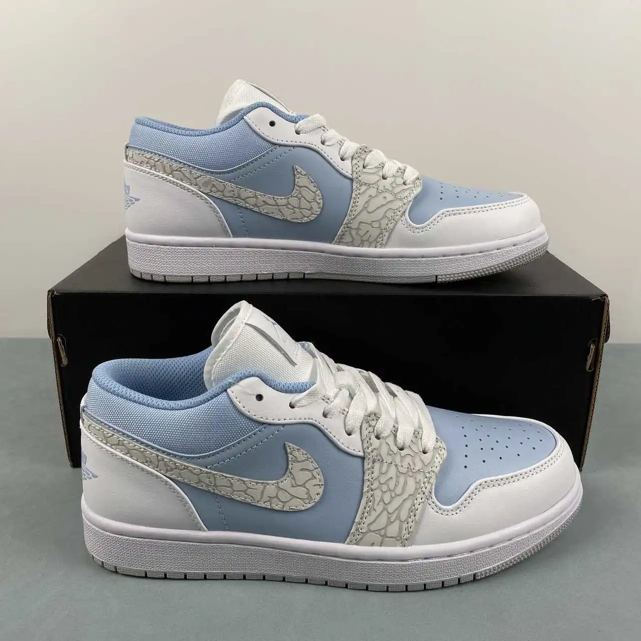 Air Jordan 1 Low IB7692-400