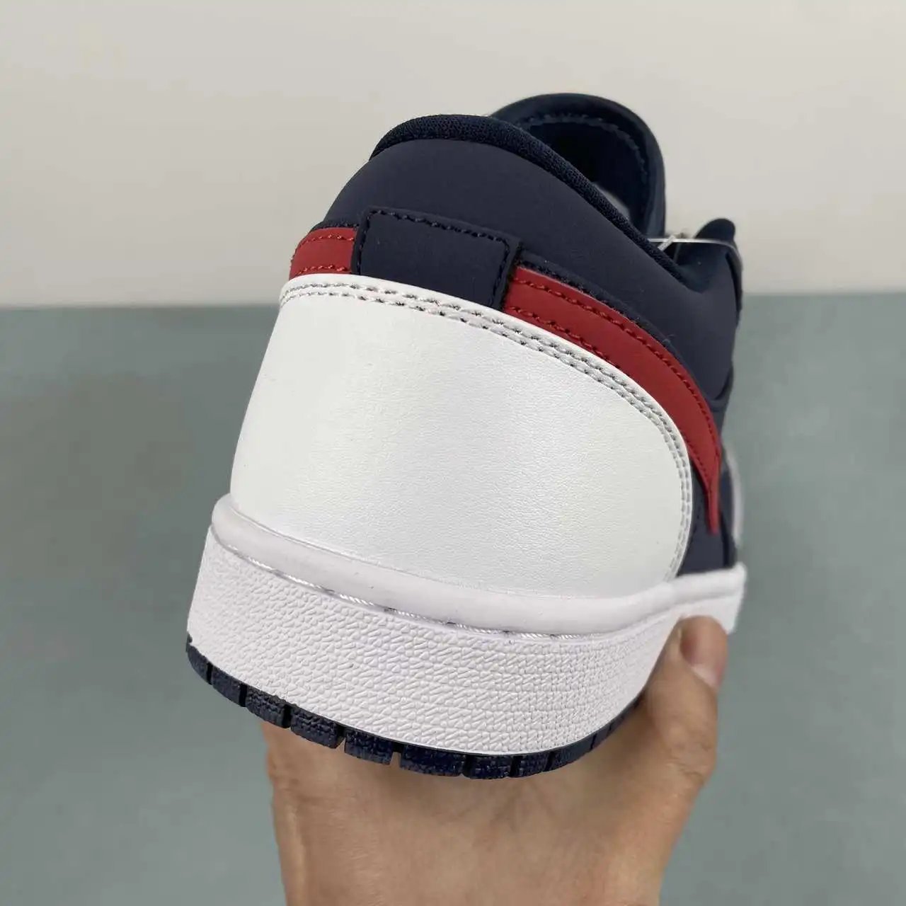 Air Jordan 1 Low CZ8454-400 8