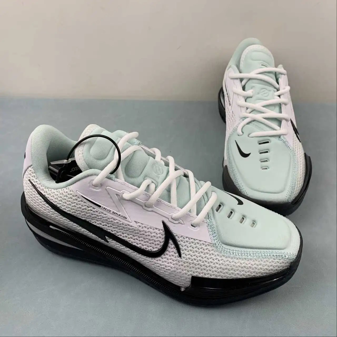 NIKE AIR Zoom G.T Cut DM5039-100 thumbnail 2