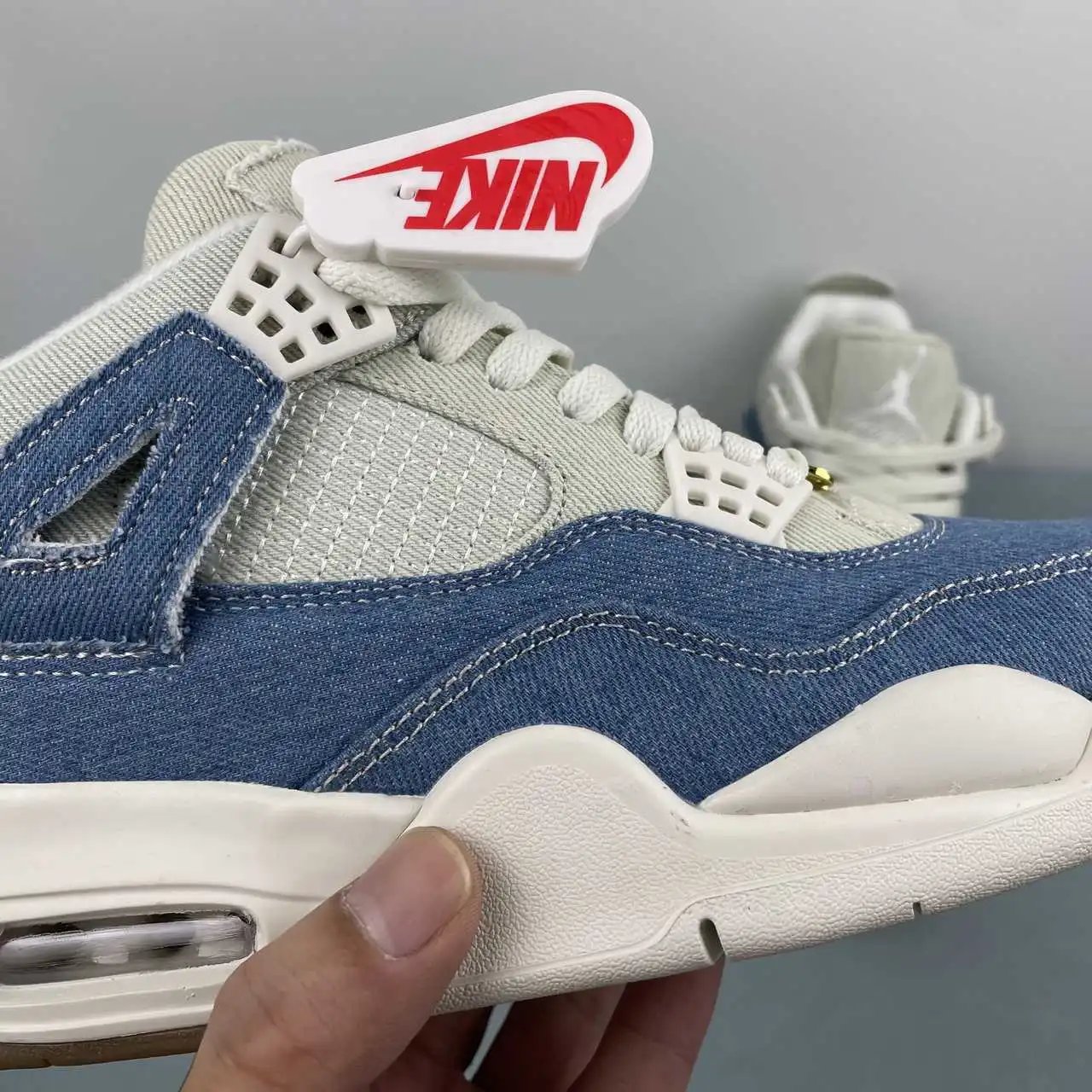 Air Jordan 4 IB6716-100 9