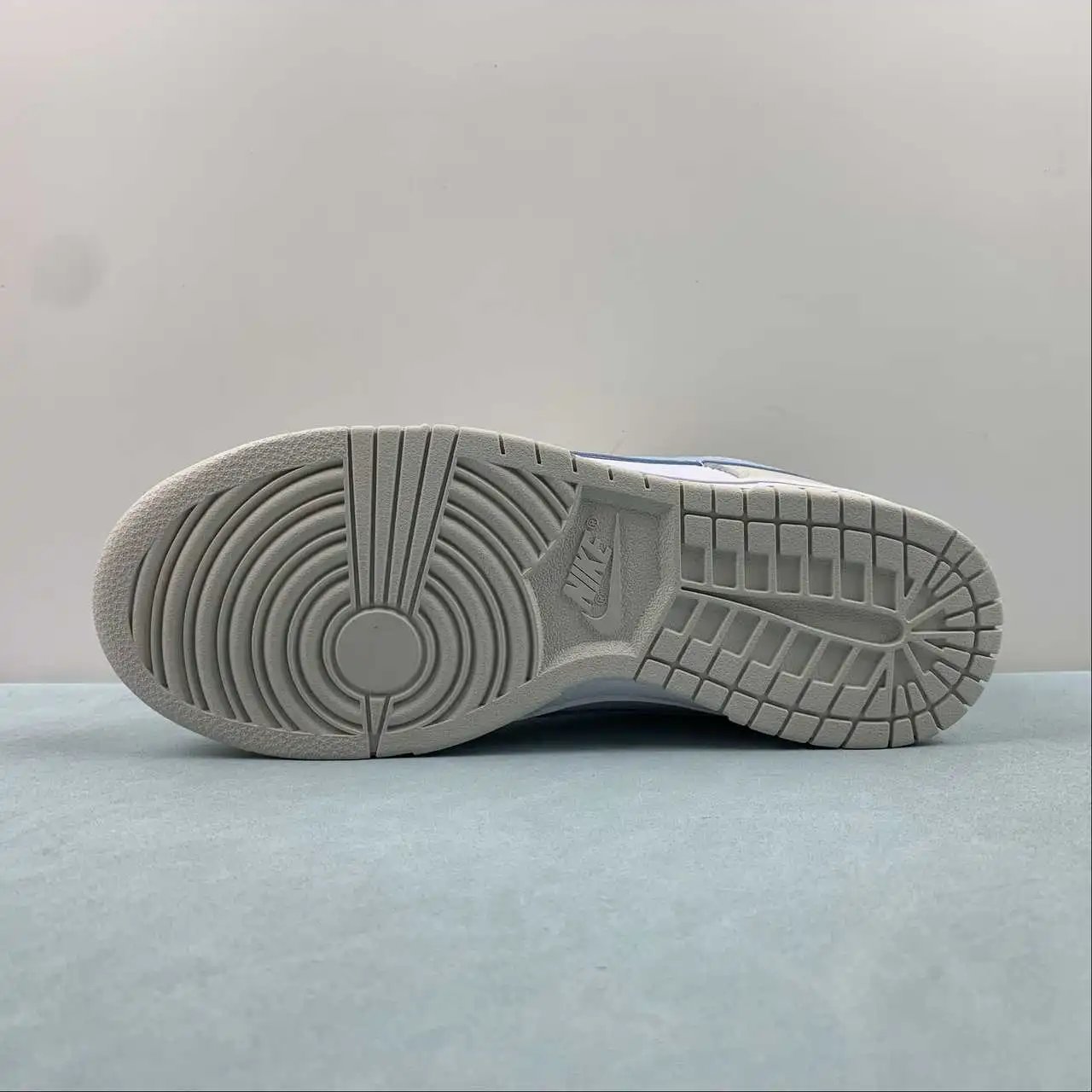 Nike Dunk Low HF0023-100 12