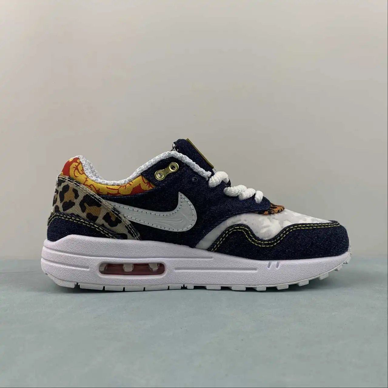 Nike Air Max1 FJ4452-432 thumbnail 4
