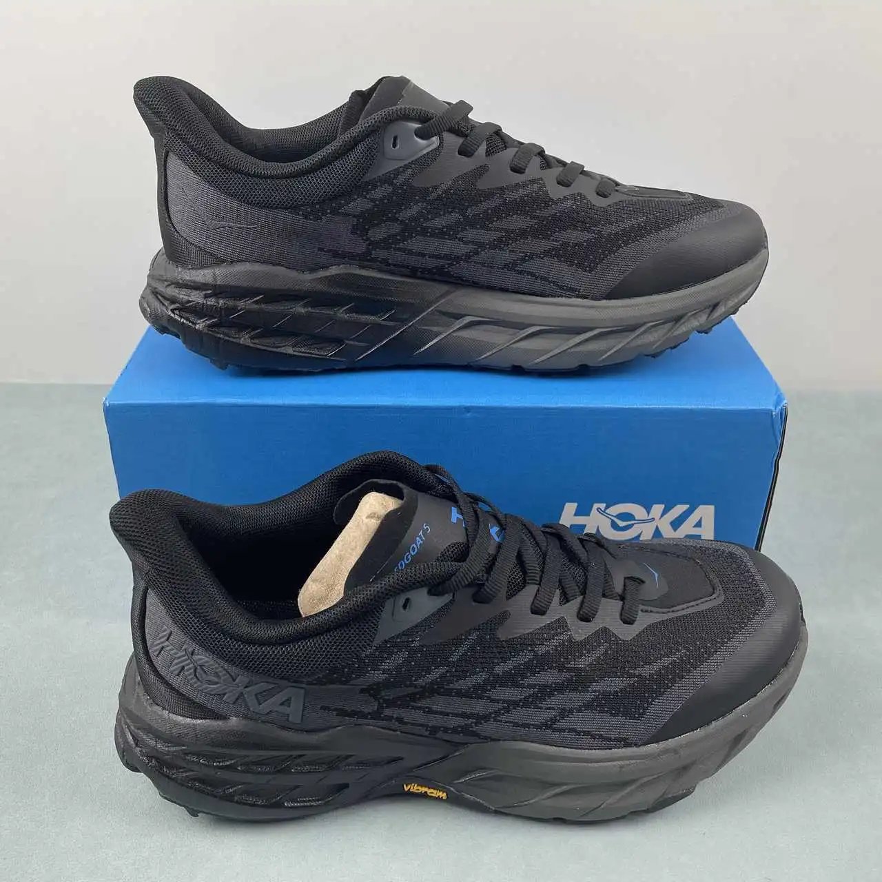 HOKA Speedgoat 5 1127912-BBLC