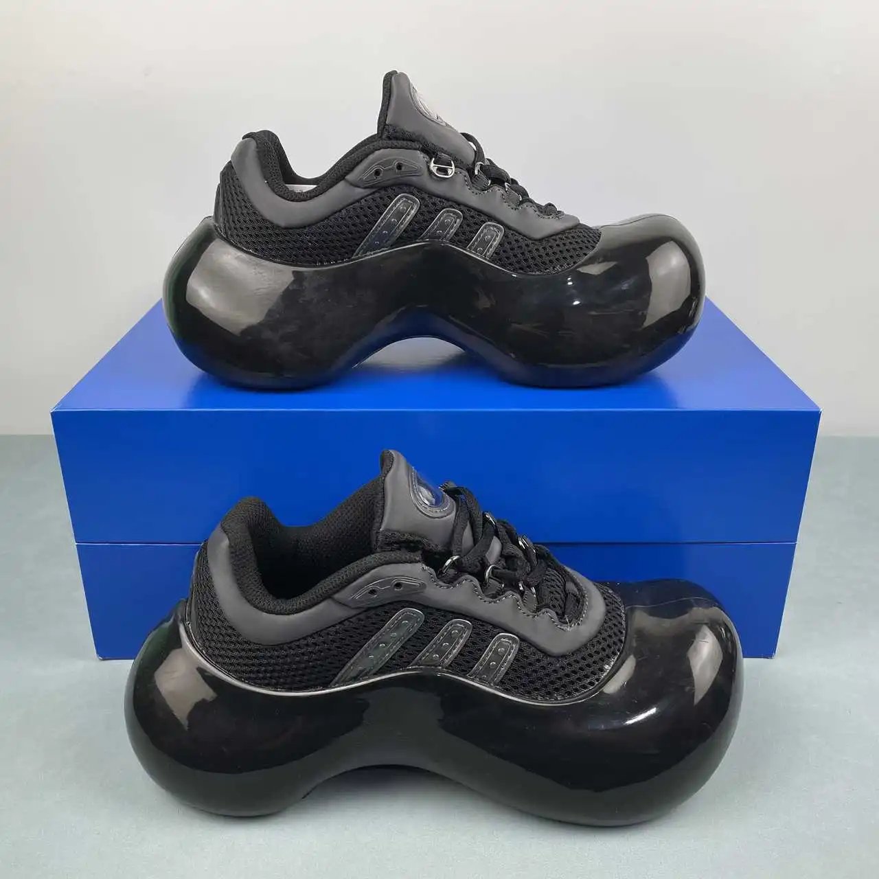 adidas Originals AVAVAV Moonrubber JI1494